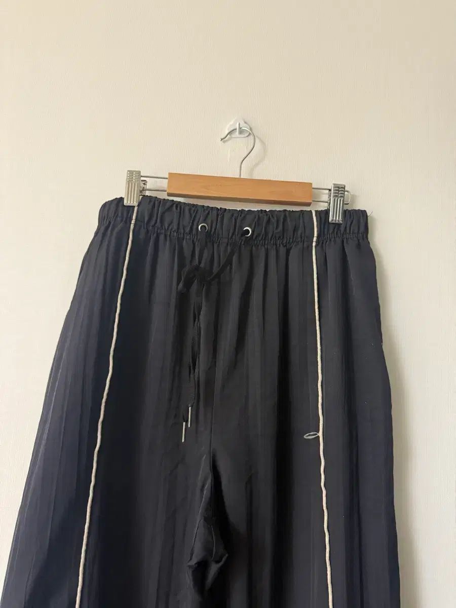 オシャレなトレーニングパンツ メンズ 総丈103