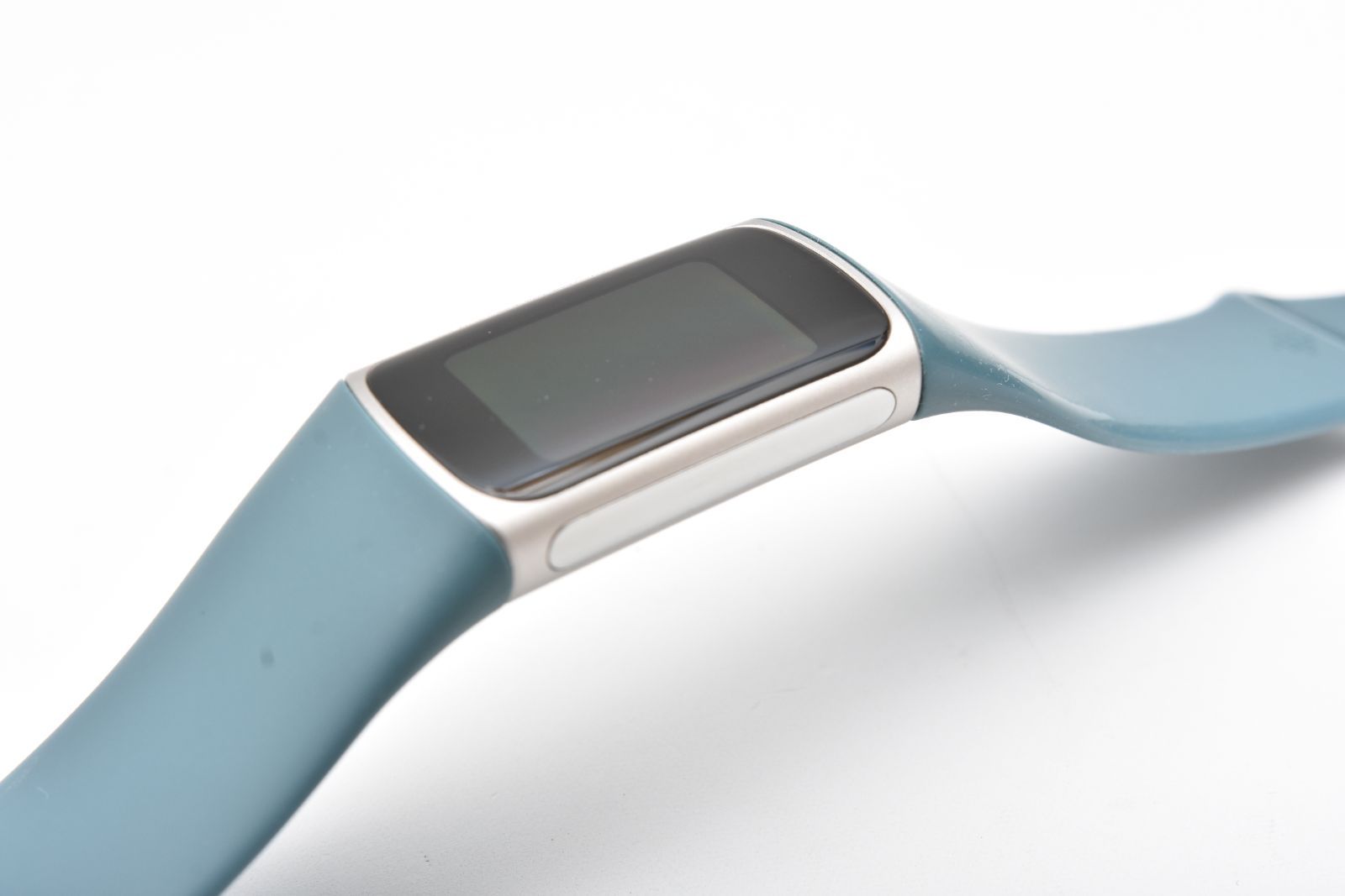  Fitbit Charge 5 スチールブルー-プラチナ その他スマートウォッチ本体 スマートウォッチ ウェアラブル