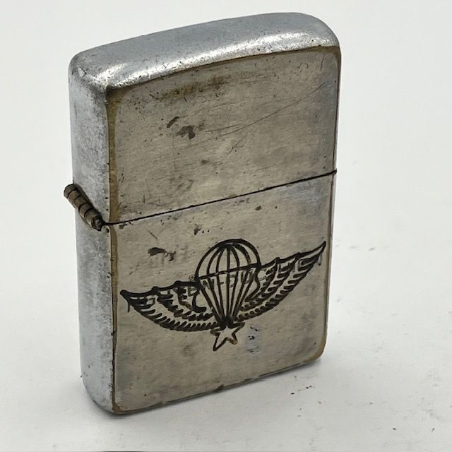 ZIPPO ベトナム 1968年 南ベトナム軍空挺章 ベトナムジッポー