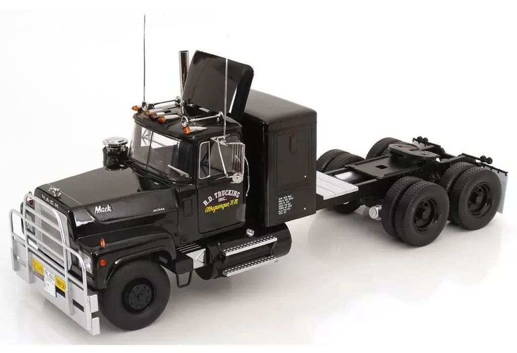 ミニカー 1 18 Mack RL 700 L ブラック
