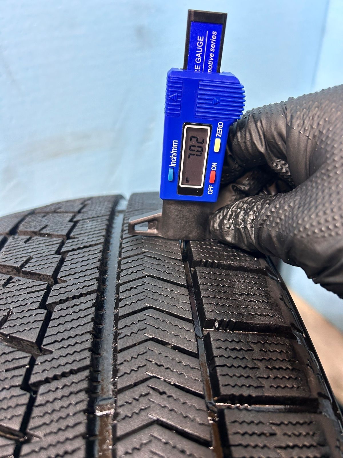 スタッドレス BLIZZAK