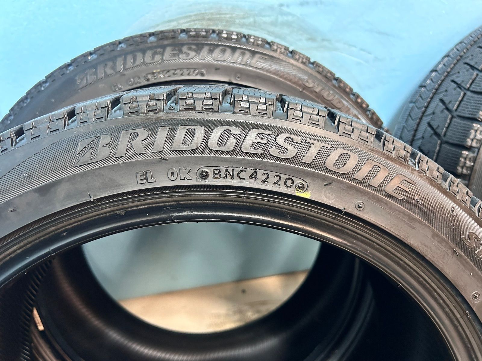 215 45 R 17 スタッドレス BLIZZAK VRX 17インチ 4本セット NO 37 y