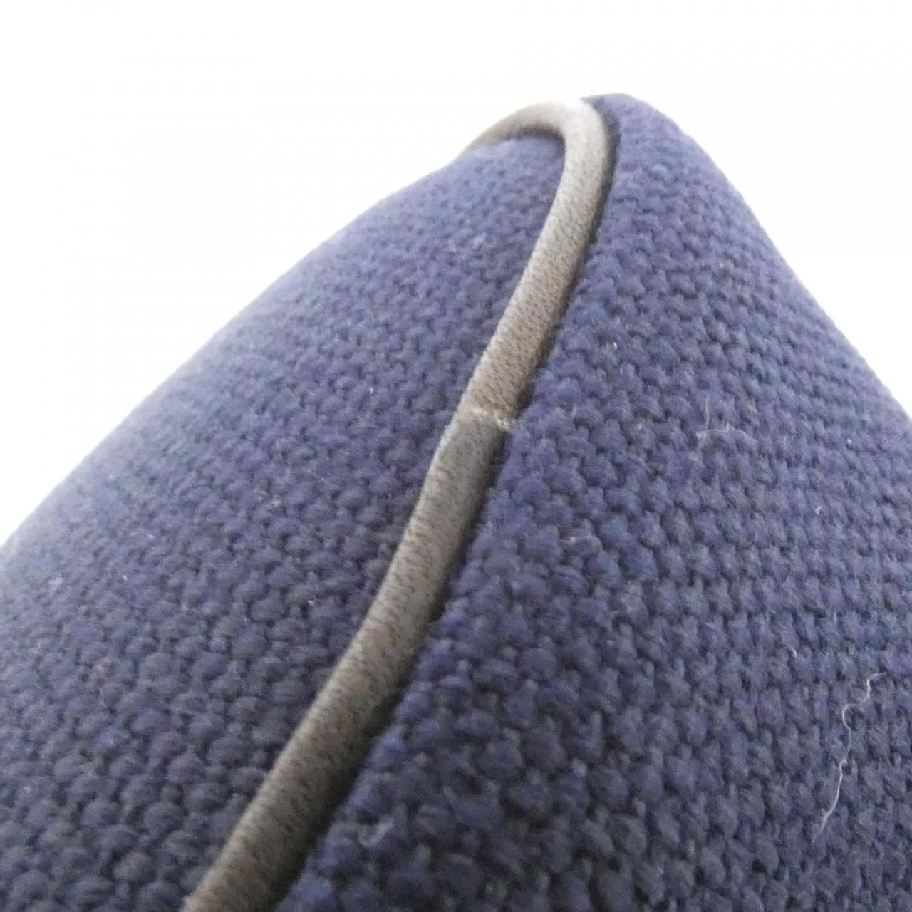 12 ドッグポーチ