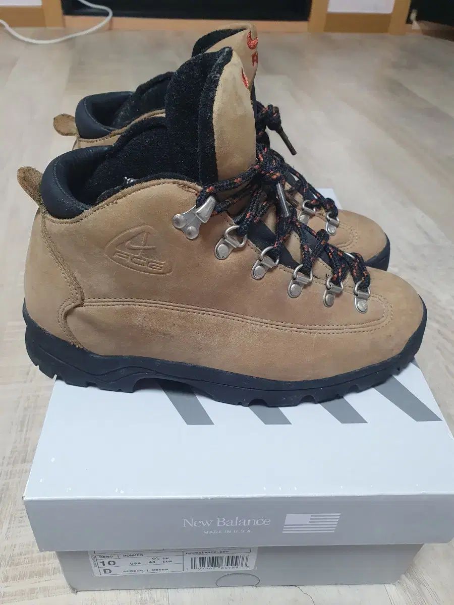 ナイキ ヴィンテージ acg ハイキングシューズ