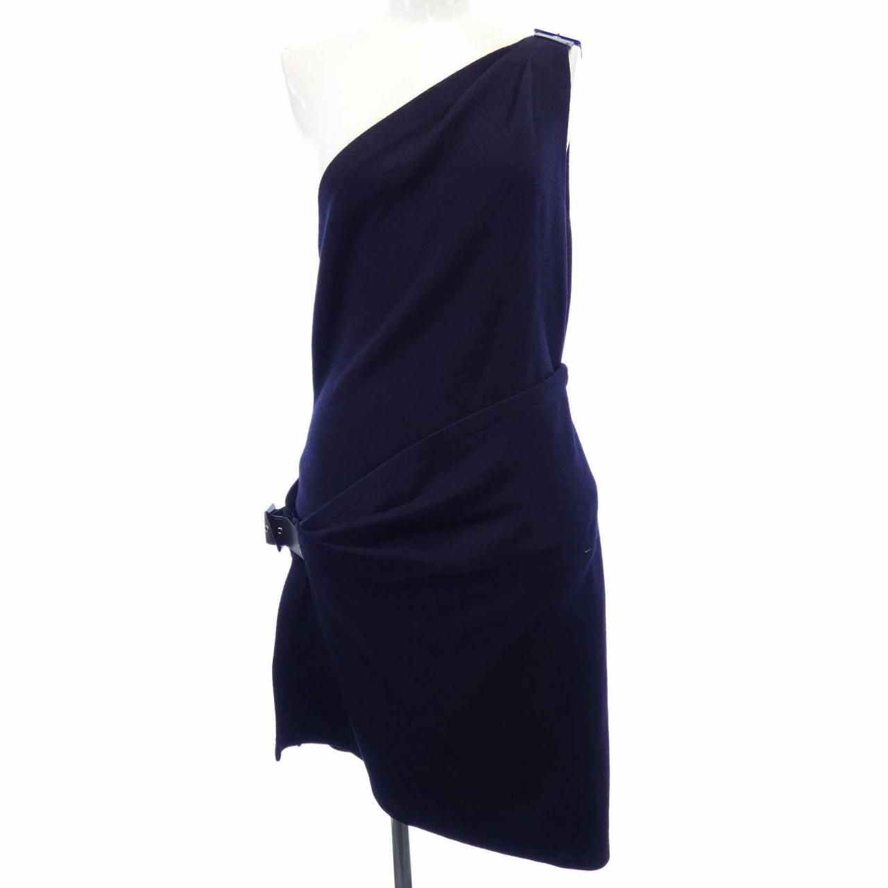 タエアシダ TAE ASHIDA セットアップ 