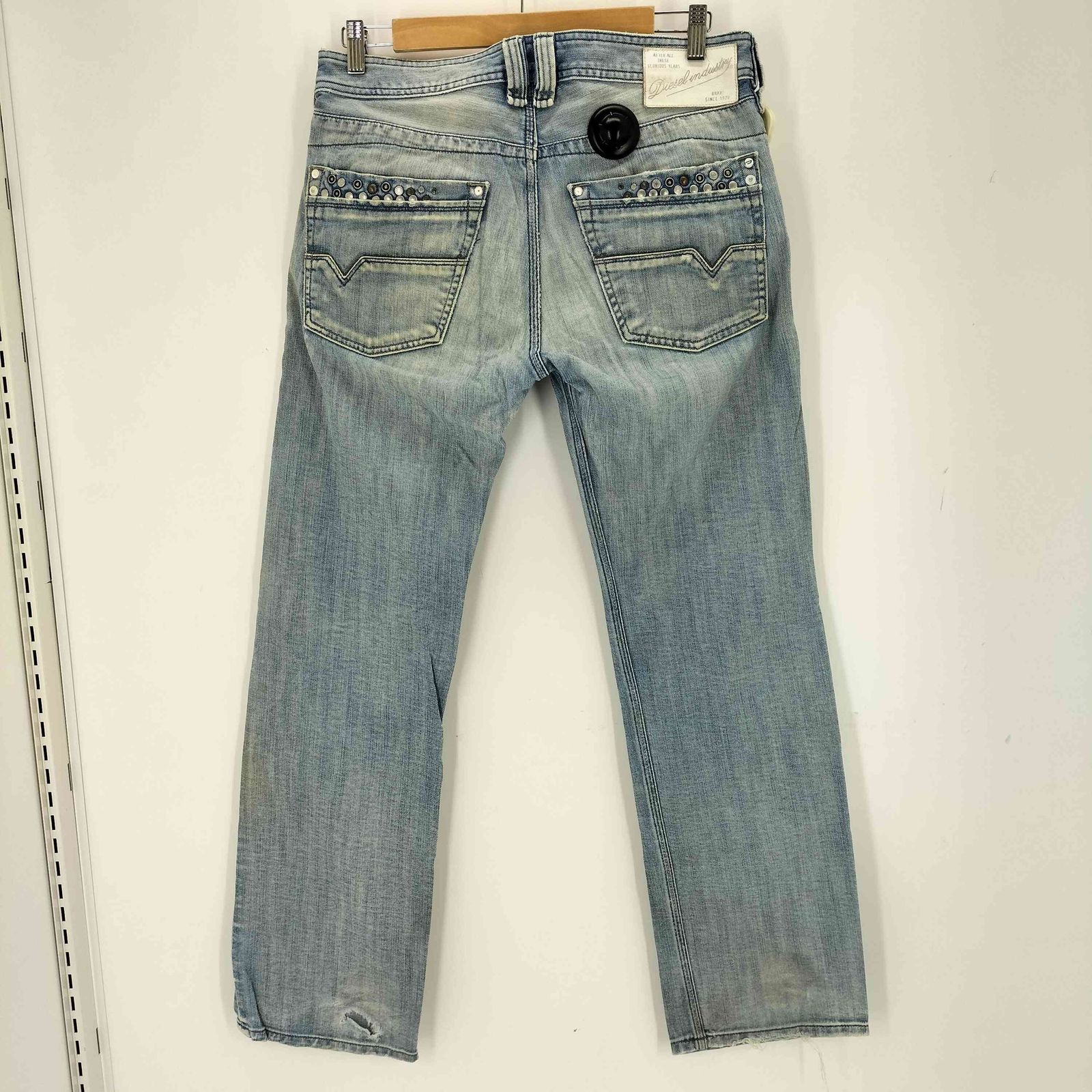 ディーゼル DIESEL TIMMEN 008GI ウォッシュダメージ加工 ボタンフライ 