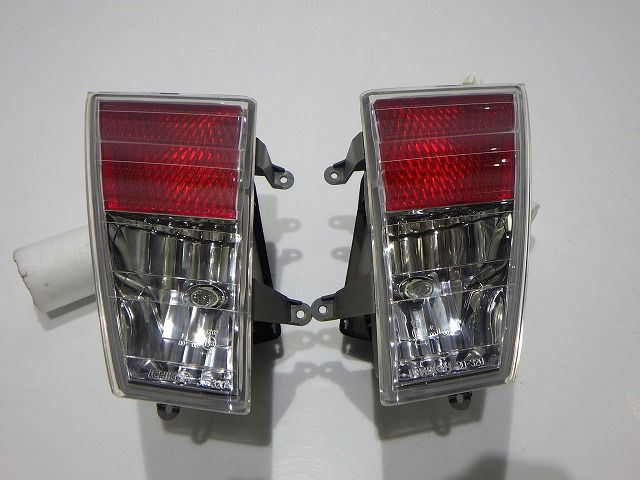 18系 マジェスタ 純正 バックランプ リアフォグ左右 最も安い UZS186
