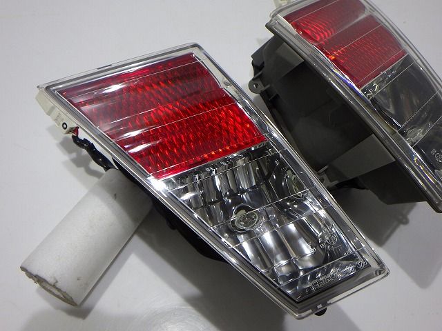 なすのおひたし様用　左フロントリア 18系 マジェスタ 純正 バックランプ リアフォグ左右 最も安い UZS186