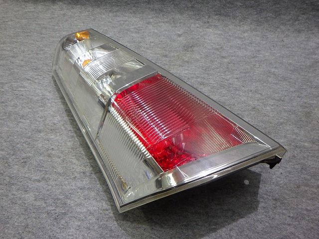 ふうさん専用 ワゴンR MH23S スズキ スティングレー 純正 テール テールランプ 2026