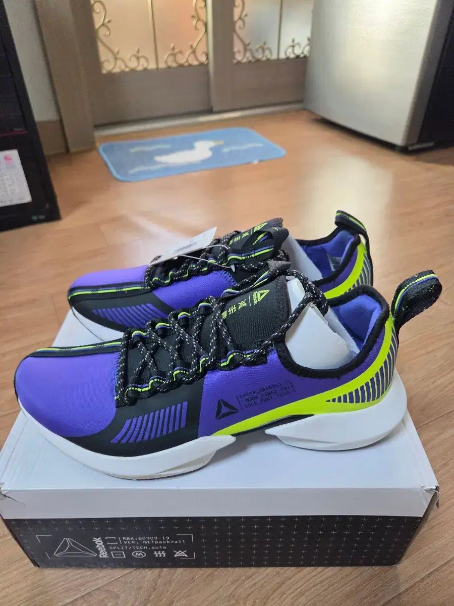 リーボック ソールフューリー 270 280 DV 9280