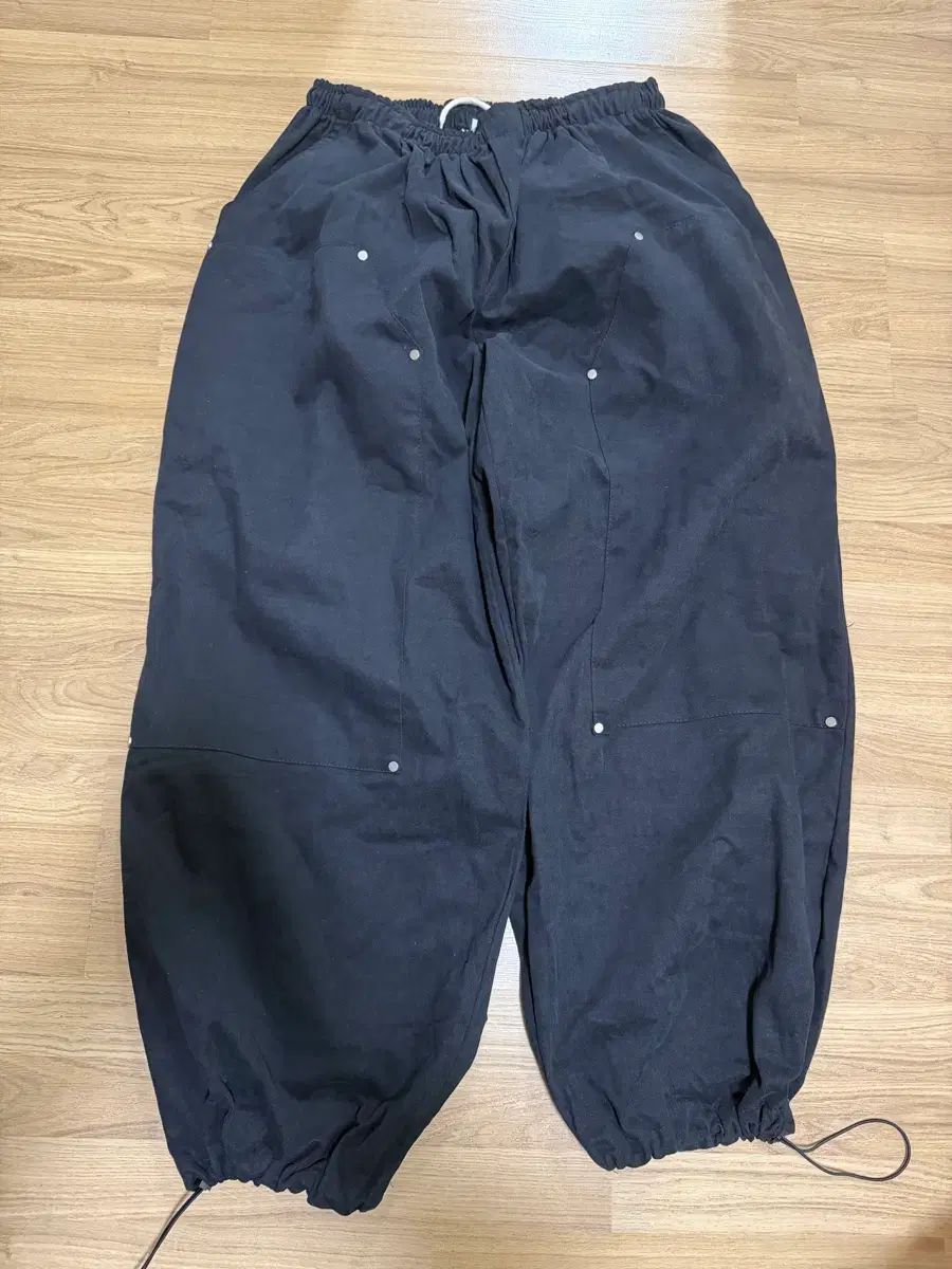 헌도피 リアル ワイド ダブルニー ポケット パンツ