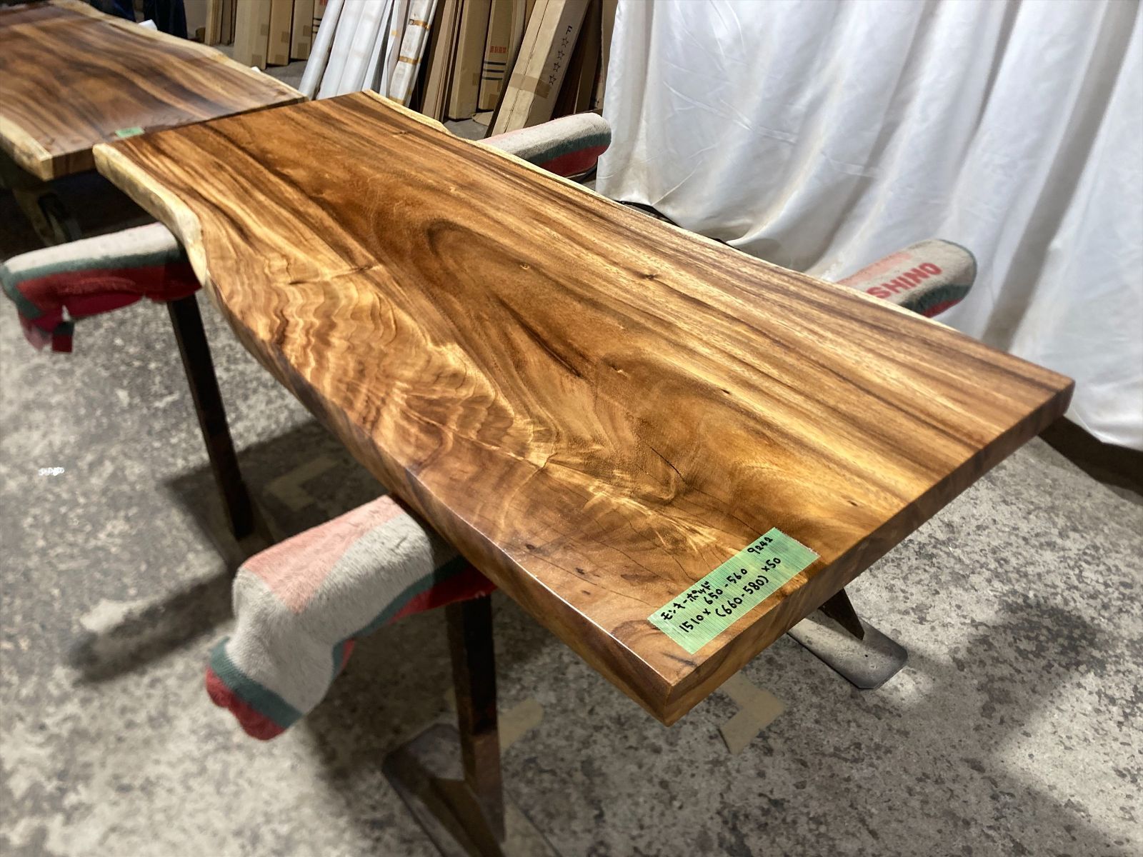 モンキーポッド9242 一枚板無垢 乾燥材 1510ｘ650 560ｘ50 mm カウンター センターテーブル ダイニングテーブル