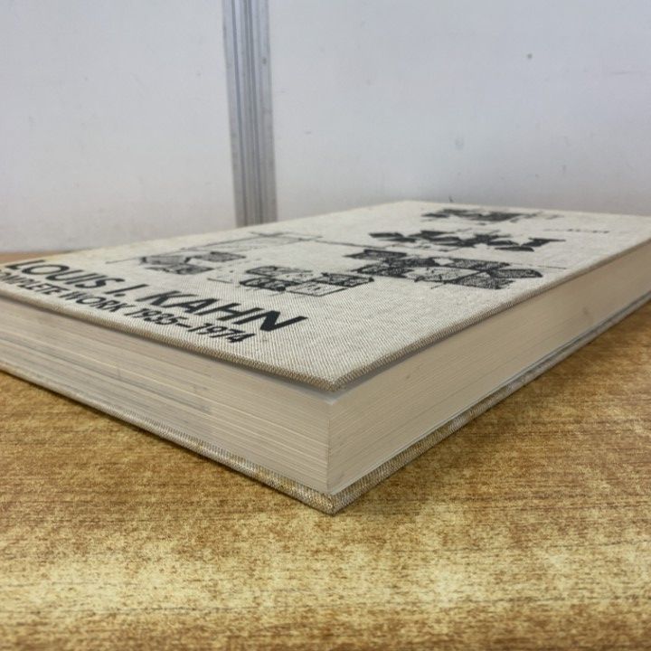 △01)【1点限り!】【希少本】Louis I Kahn Complete Work 1935-1974