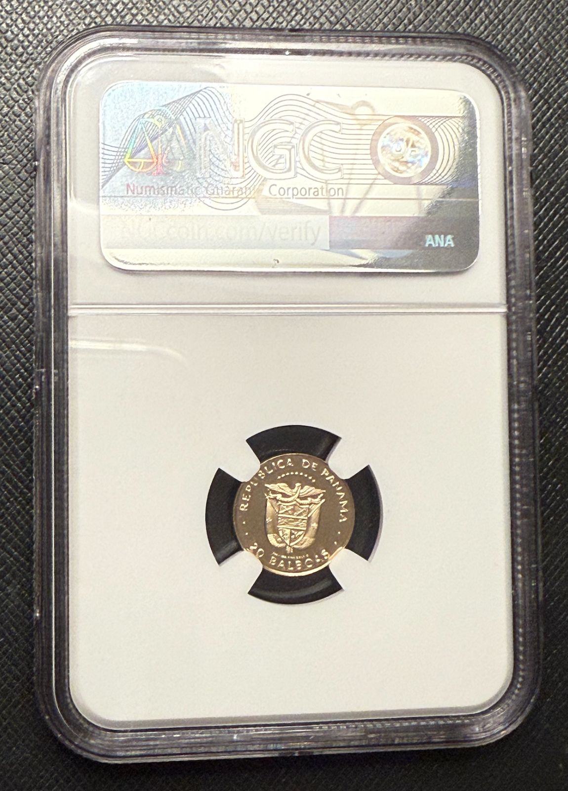 パナマ 1984年 FMゴールド 20バルボア NGC PF 69 UC プーマ 発行枚数 357