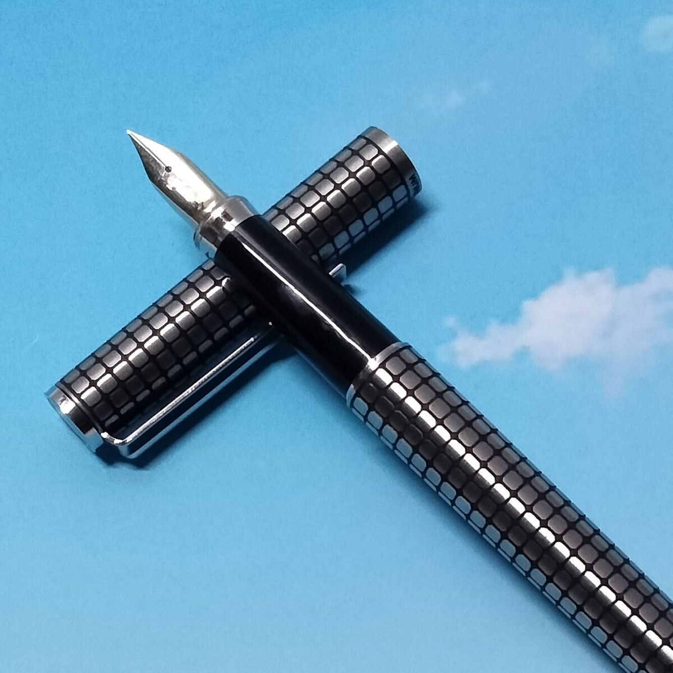 PLATINUM プラチナ万年筆 14KWG イニシャル刻印