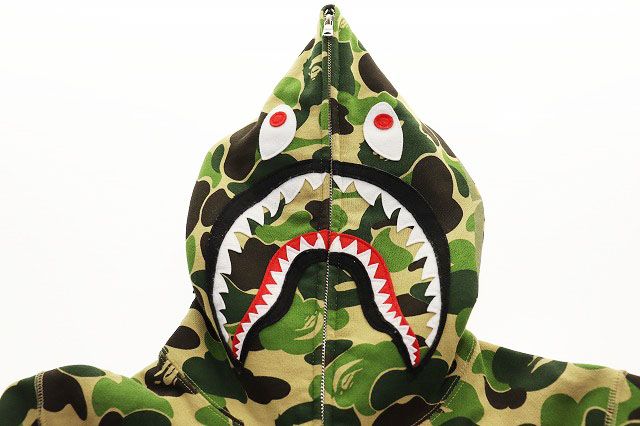 アベイシングエイプ A BATHING APE CAMO SEPARATE SHARK FULL ZIP