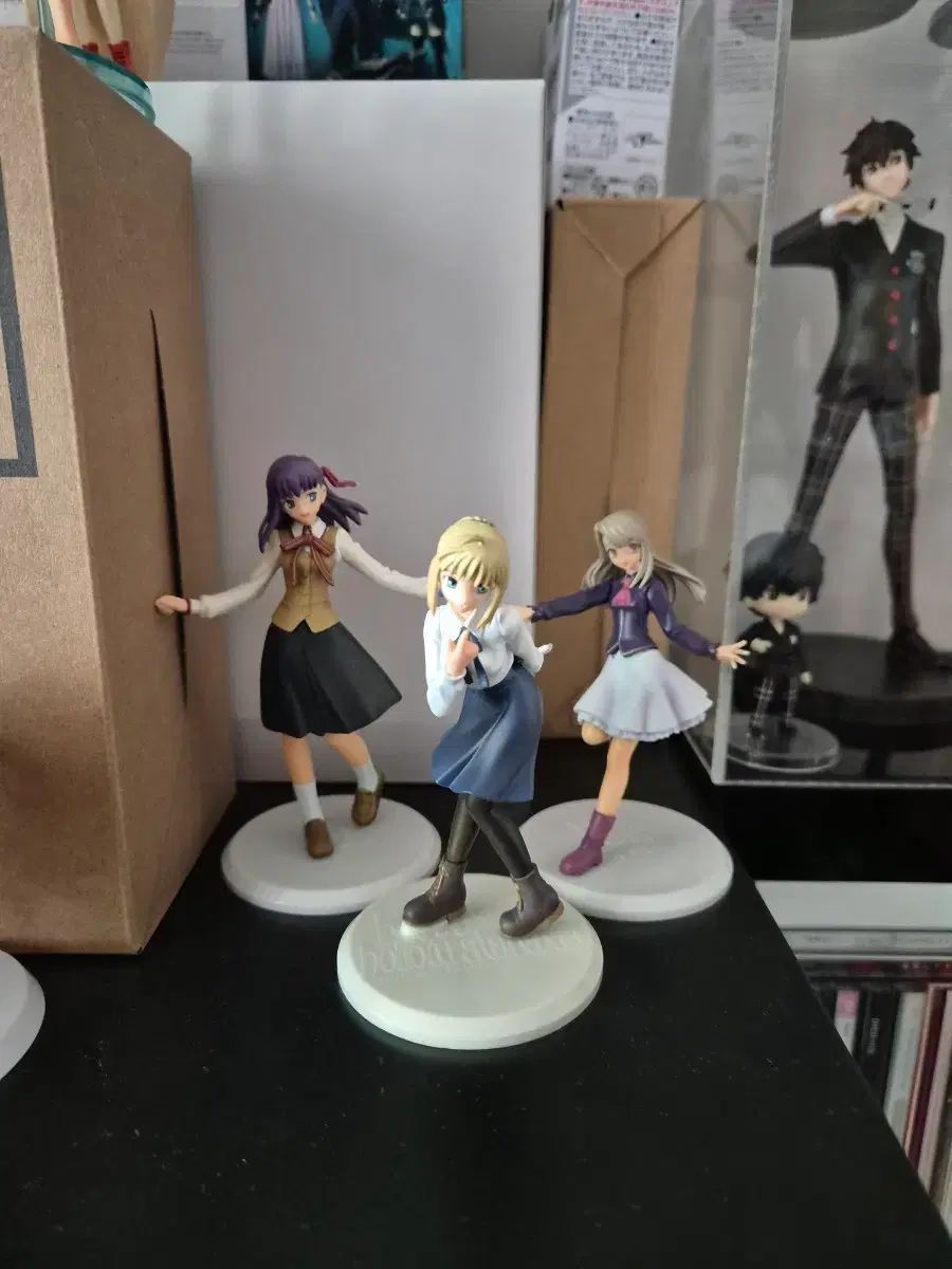 FATE セイバー フィギュア 3種 セット