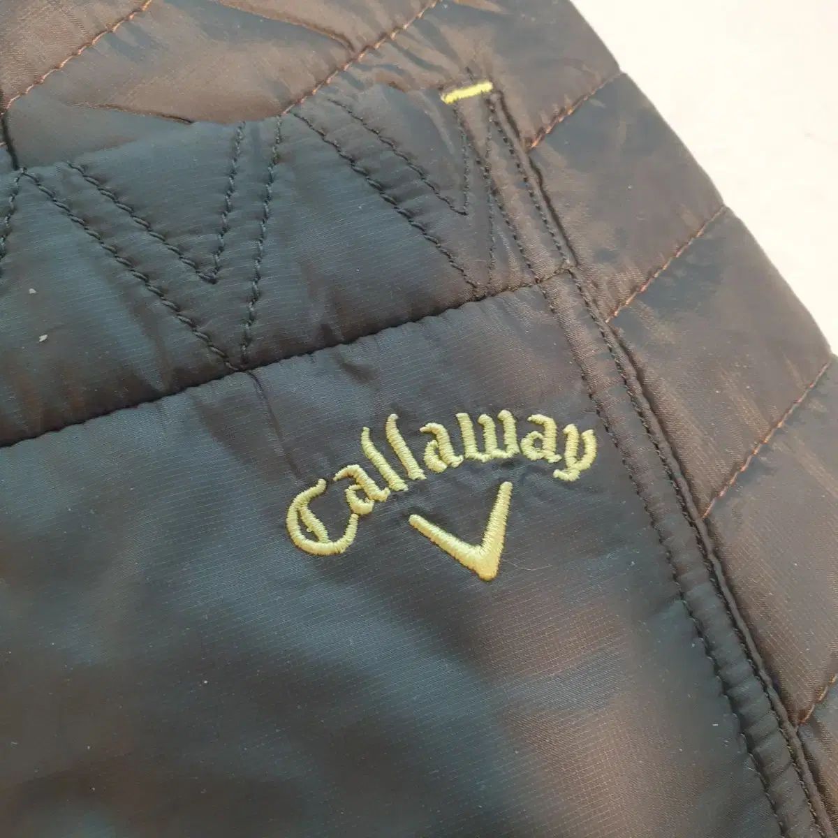 ダウン ハーフパンツ