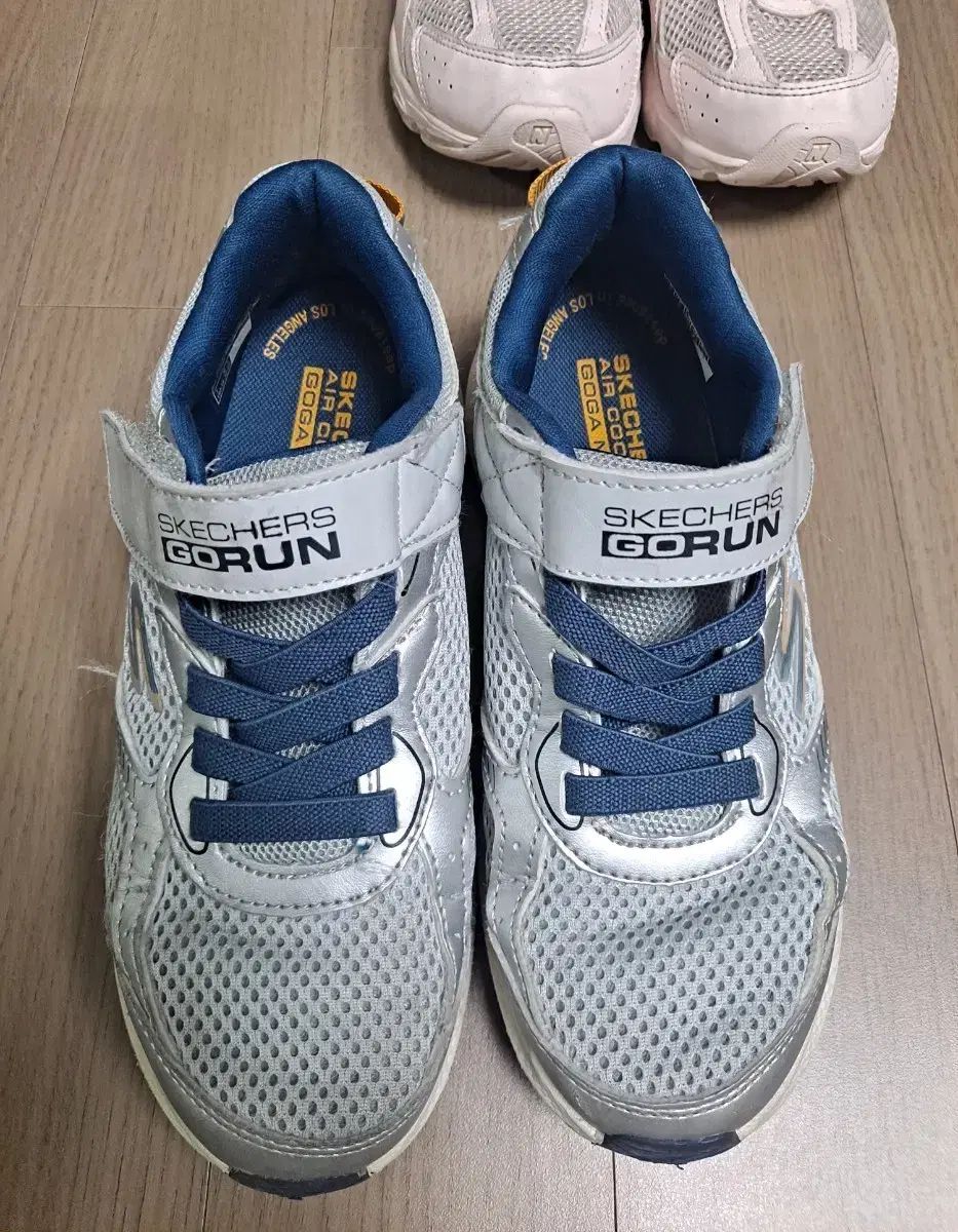 58 稼働 GUCCI 箱付き レディース 時計 シルバー 2305L ブラック