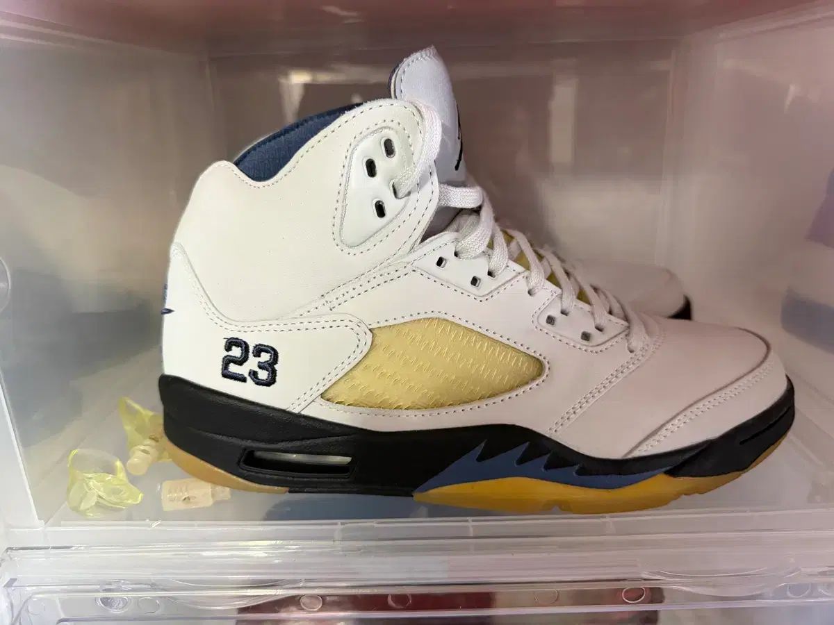 ナイキ ジョーダン 5 アママニエール