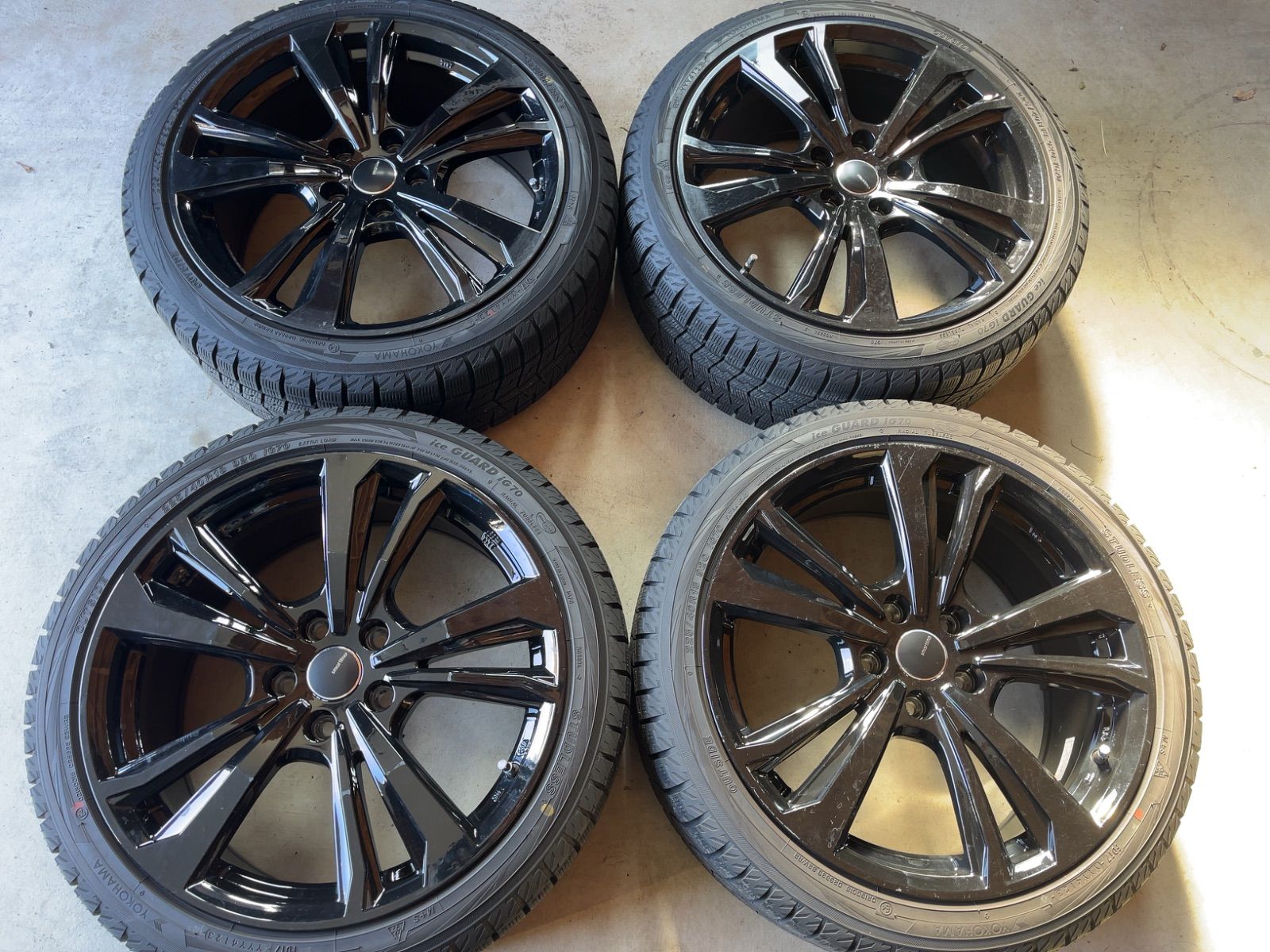BMW F 40 44 ヨコハマ アイスガードIG 70 製 18インチ 4本セット