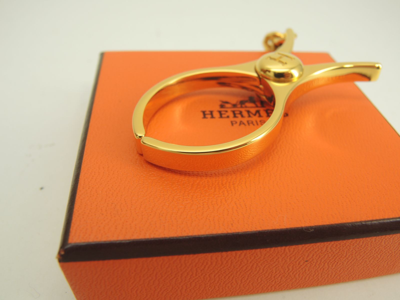 エルメス バッグチャーム フィルー ゴールド キーリング グローブ