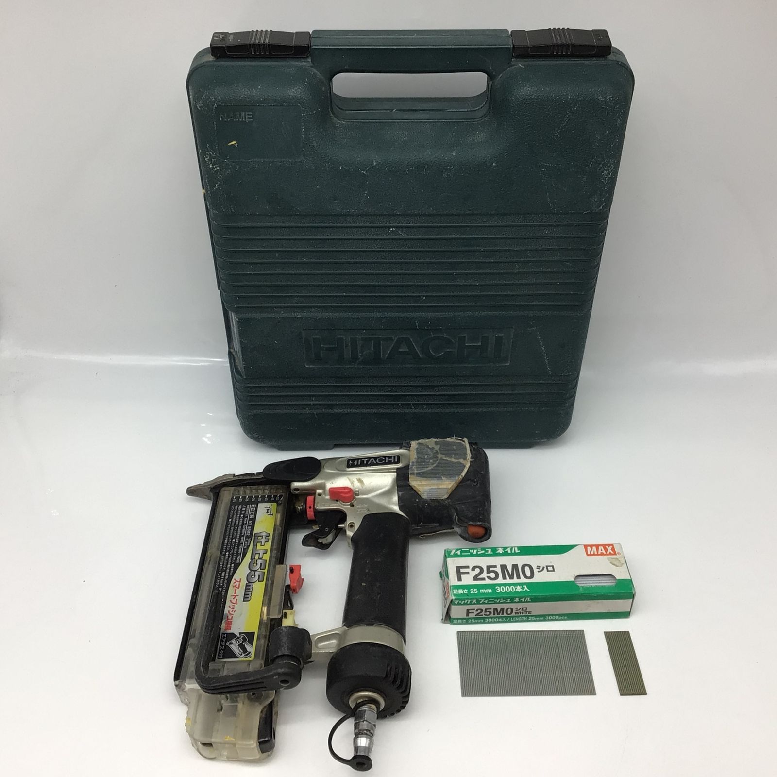 12072 動作品 HITACHI 日立工機 55 mm 仕上釘打機 NT M 2 エア釘打ち エア工具 収納ケース付き