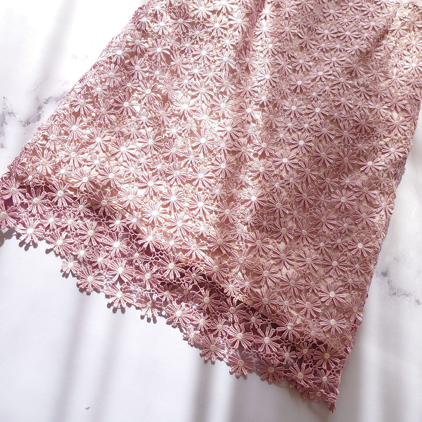 近年 トッカ マーガレット 花柄刺繍 ケミカルレース ワンピース ピンク