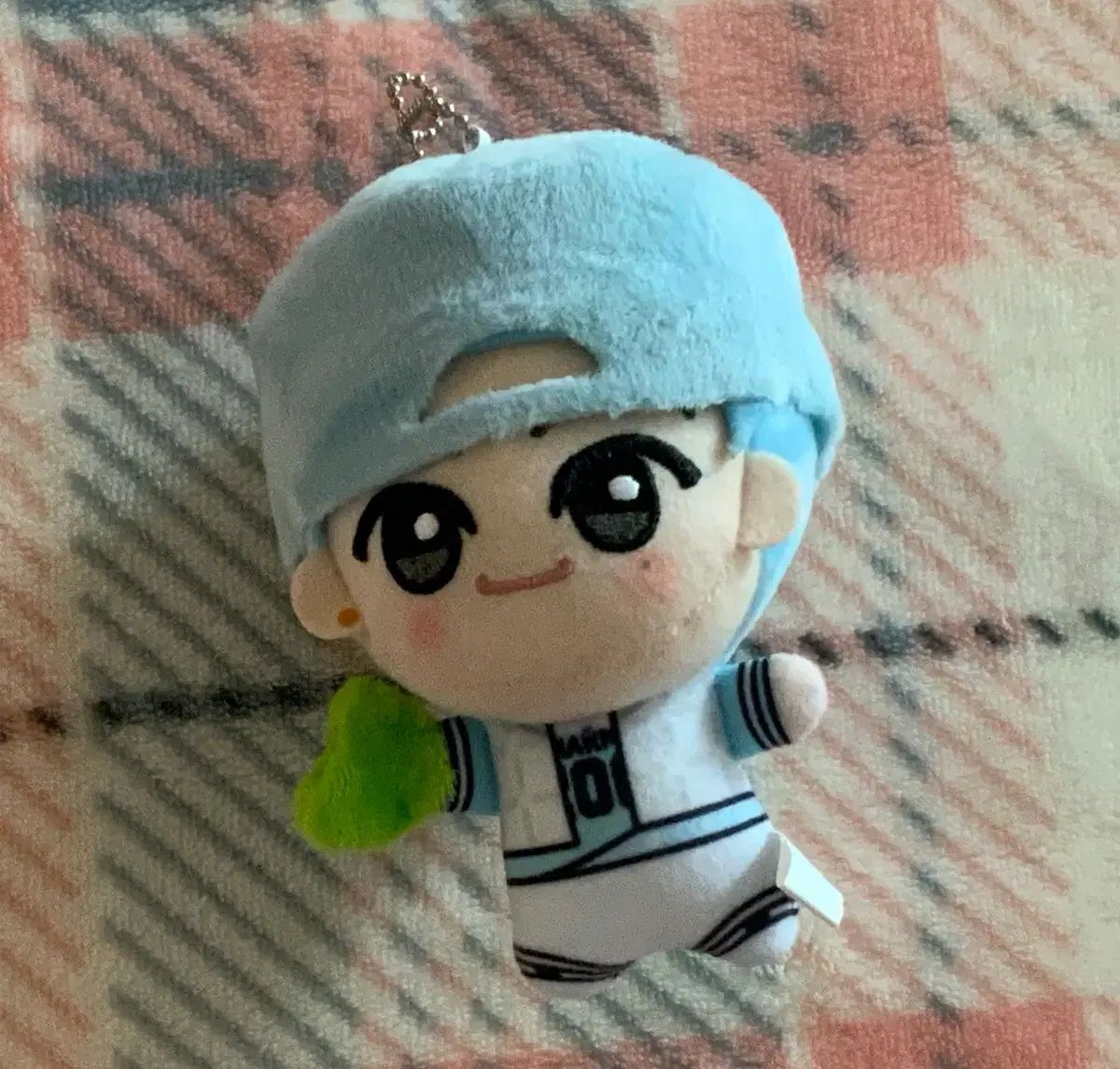 NCT(エヌシーティー) マーク CANDY ぬいぐるみ 出品 - メルカリ