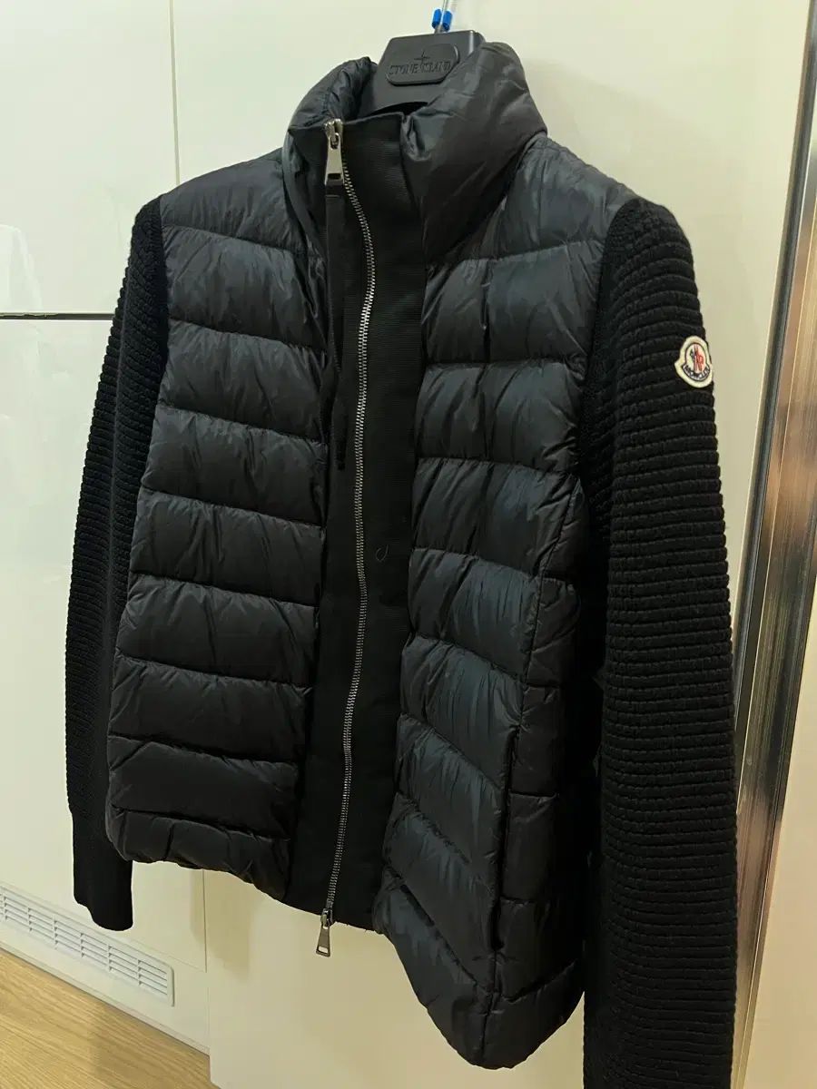 モンクレール レディース ブラック ダウン M ほぼ