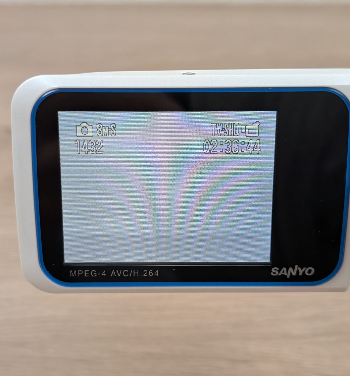 良品・防水対応】SANYO Xacti DMX-CA8 ホワイト 動作確認済！グリップ