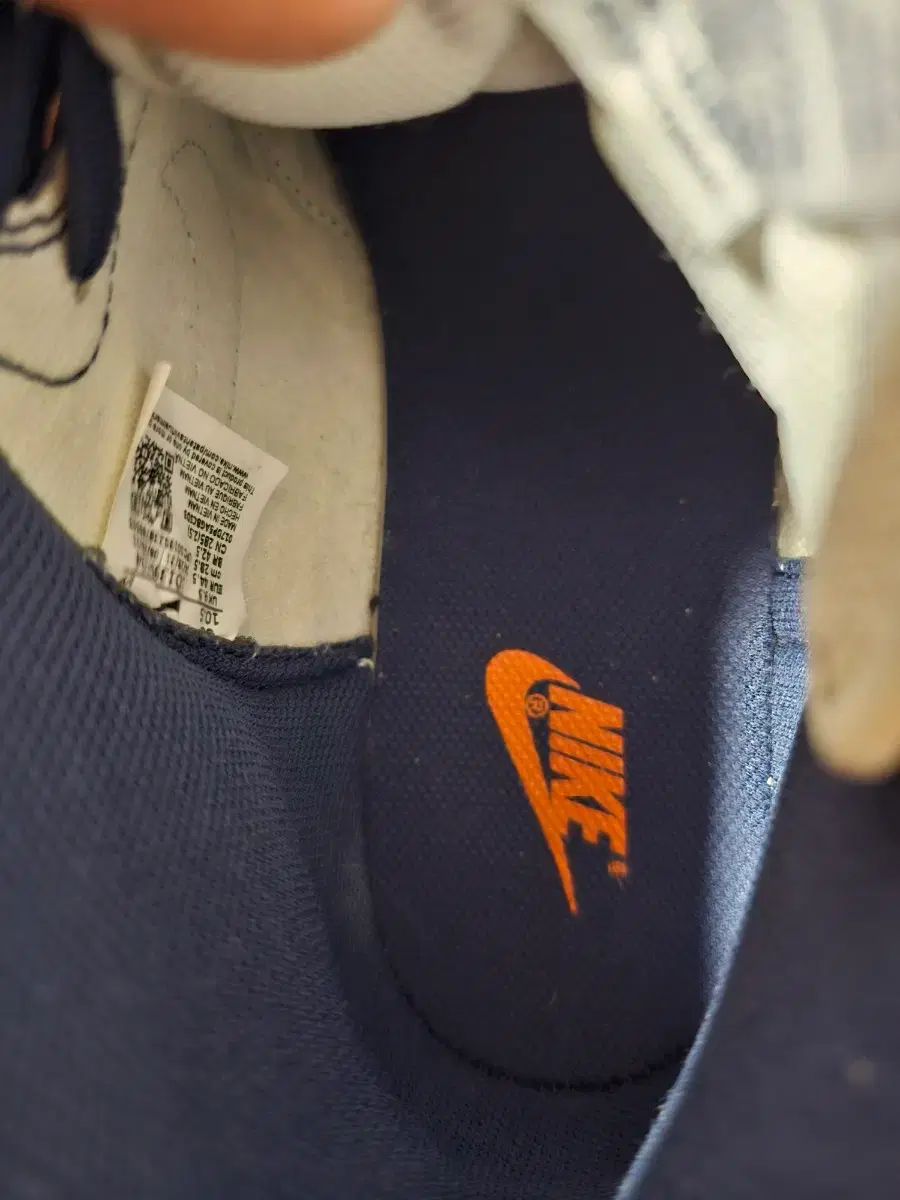 バスケシューズ