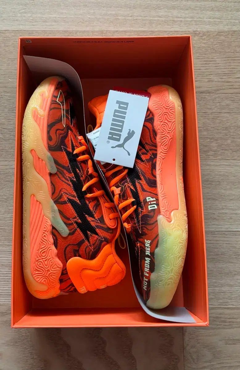 275 PUMA プーマ MB 03 ハロウィーン バスケシューズ