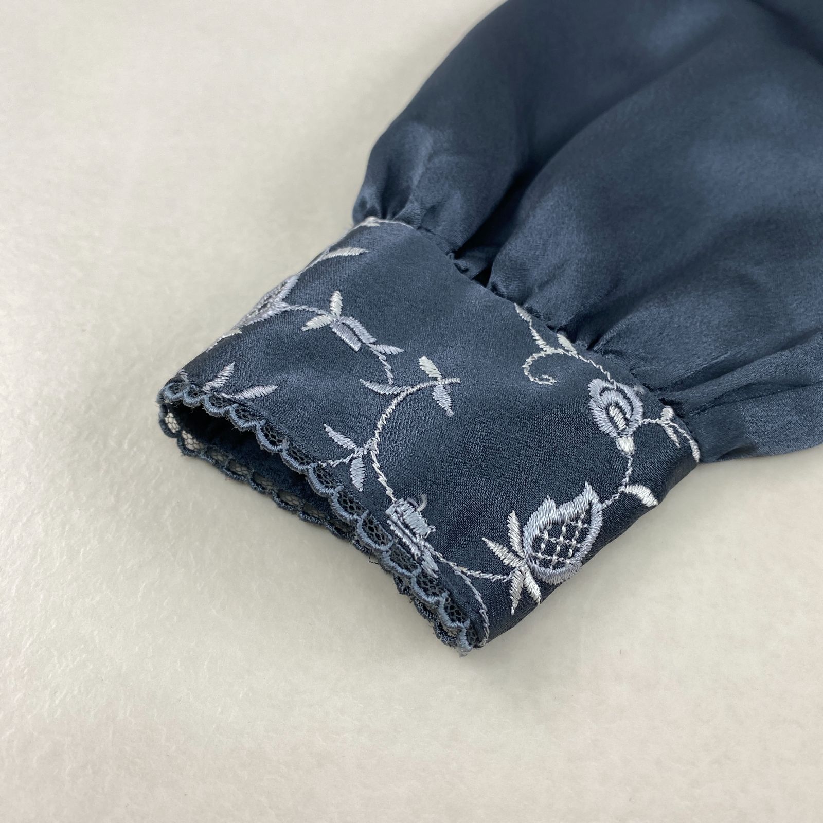 Christian Dior ロングワンピース 花柄刺しゅう サテン グレー M  