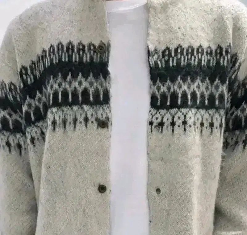 (新品)(配送込み価格)ユニセックス 雪の結晶 ノルディック カーディガン