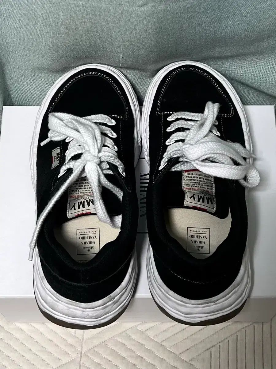 オリバー スウェード