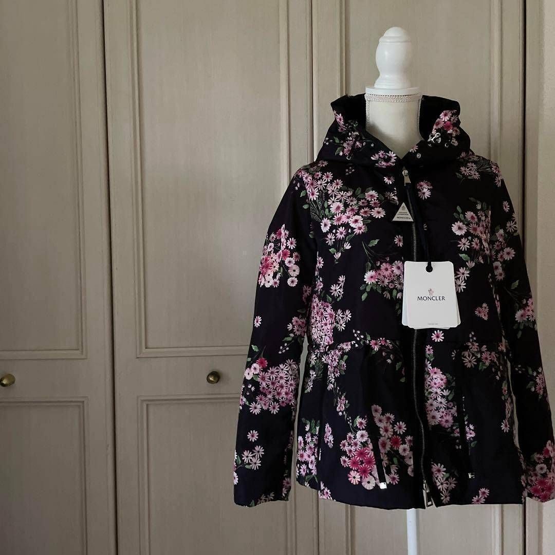 モンクレール MONCLER 花柄 ダウン ジャケット アウター 総柄 黒