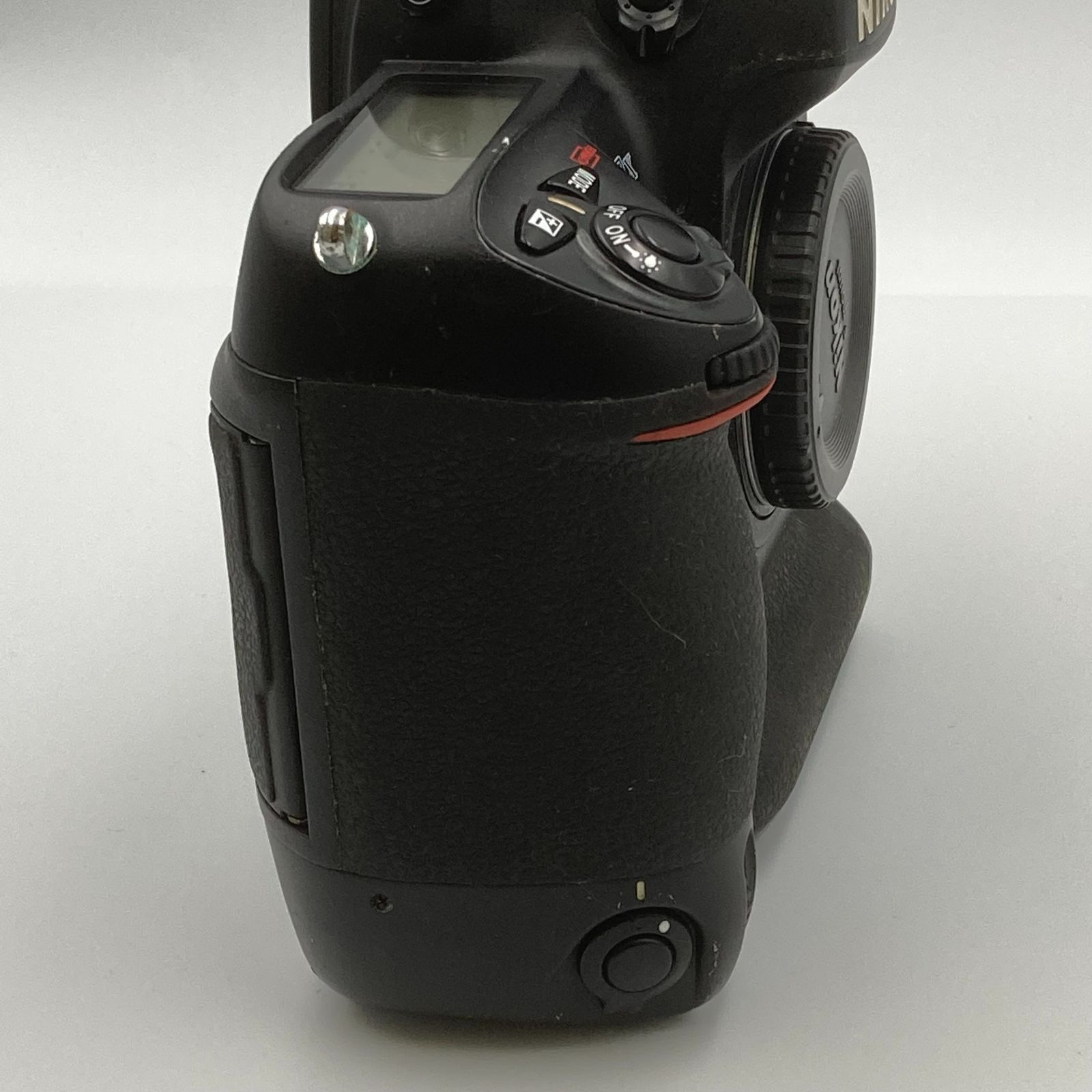√ Nikon ニコン D2X デジタル一眼レフ ボディ バッテリー 充電器 付属