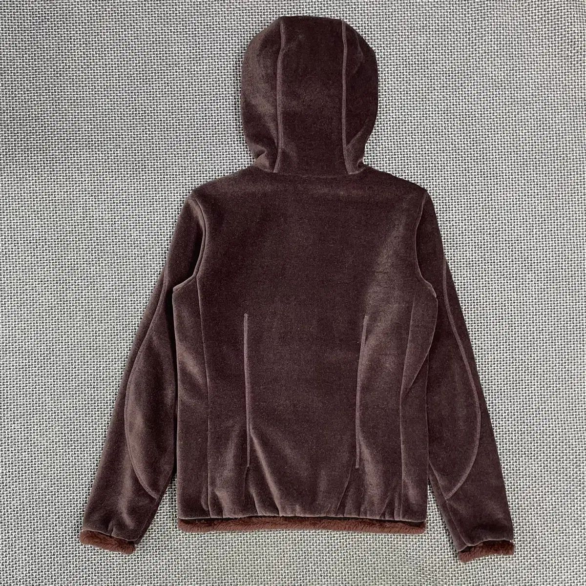 モンチュラ ブラウン フリース ジャケット