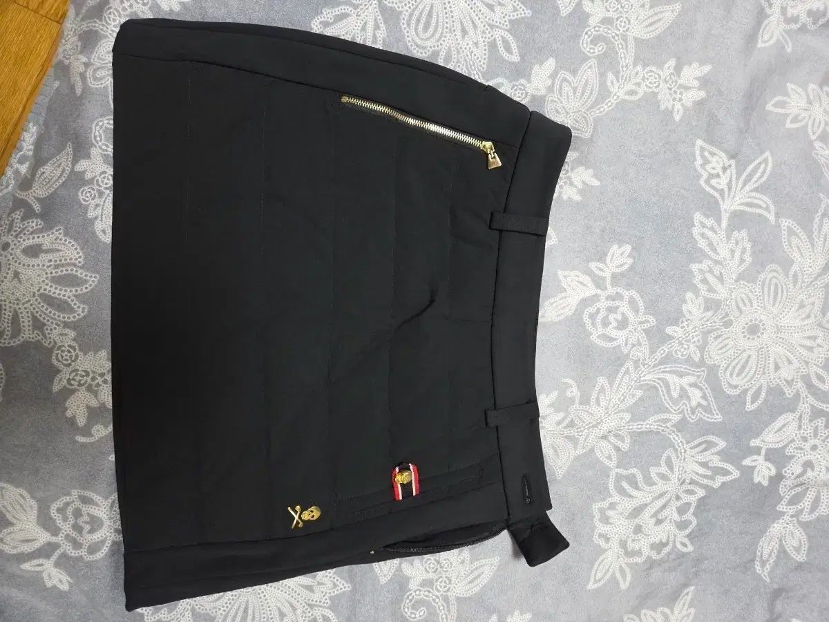 MARK & LONA マークアンドロナ 正規品 ダウン スカート