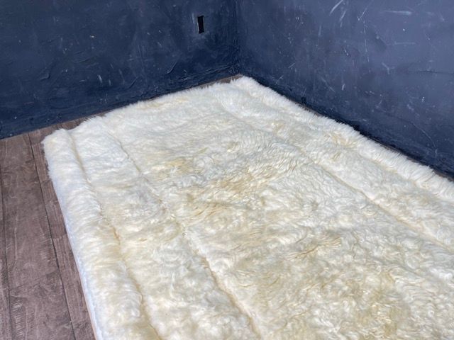 丸八眞綿 ファートン 【中古】MARUHACHI ORIGINAL シーブファー 100cm×200cm キルティング仕上げ シングル 羊 シープ 敷布団 / 515111 丸八眞綿 ファートン 【中古】MARUHACHI ORIGINAL シーブファー 100cm×200cm キルティング仕上げ シングル 羊 シープ 敷布団 / 515111