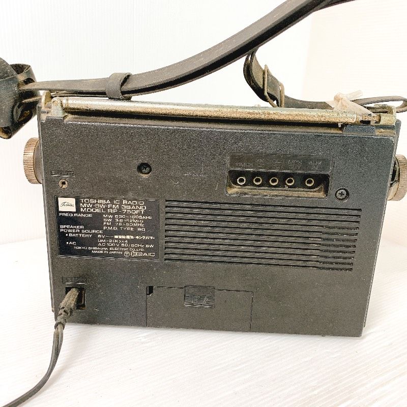 TOSHIBA 東芝 RP-75FT ラジオサウンド750FT ジャンク品 昭和レトロ