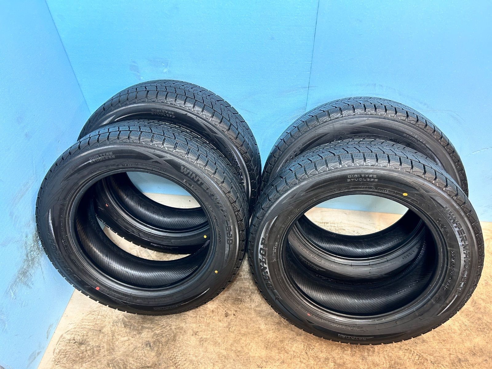  225 60 R 18 スタッドレス DUNLOP WINTER MAXX SJ 8 18インチ 4本セット NO 22 y 18インチ スタッドレス