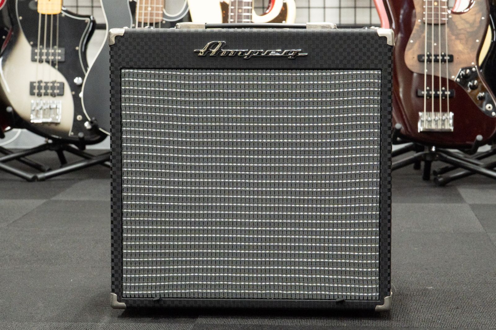 Ampeg RB 108 Rocket Bass 30 W GIB横浜