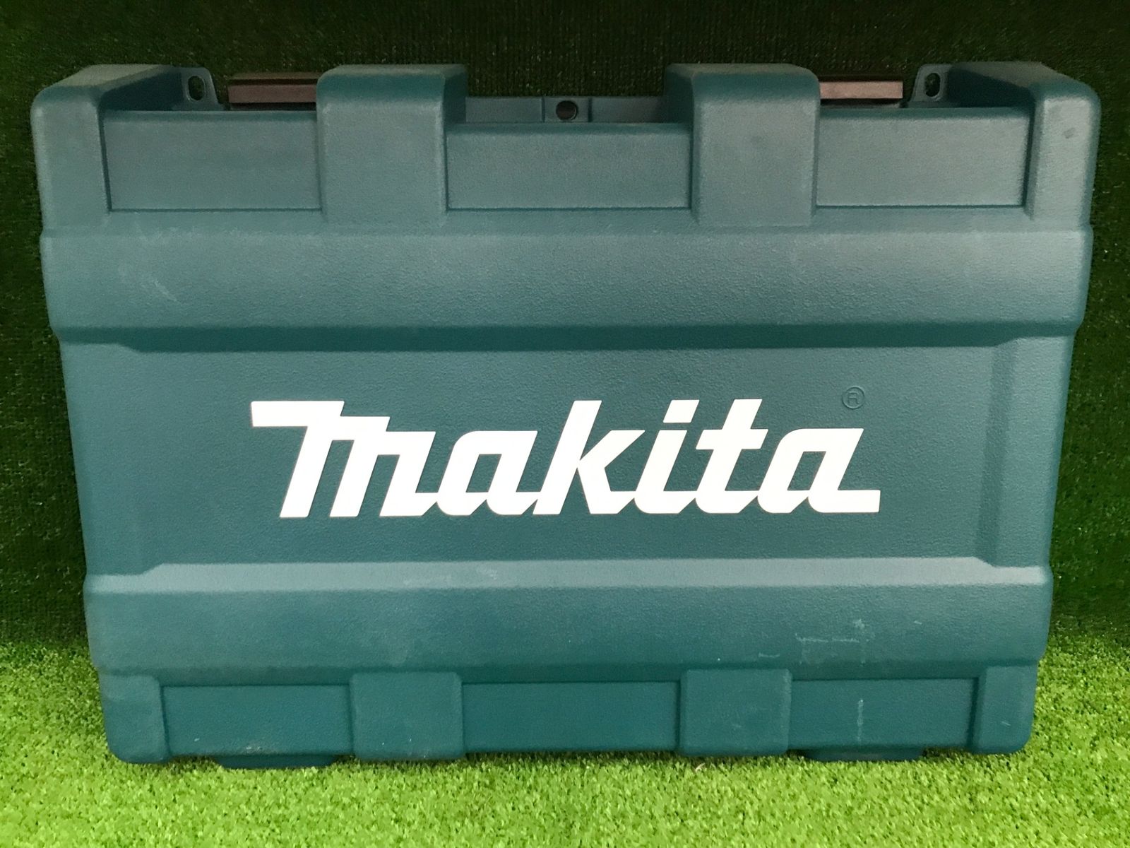 0906 makita