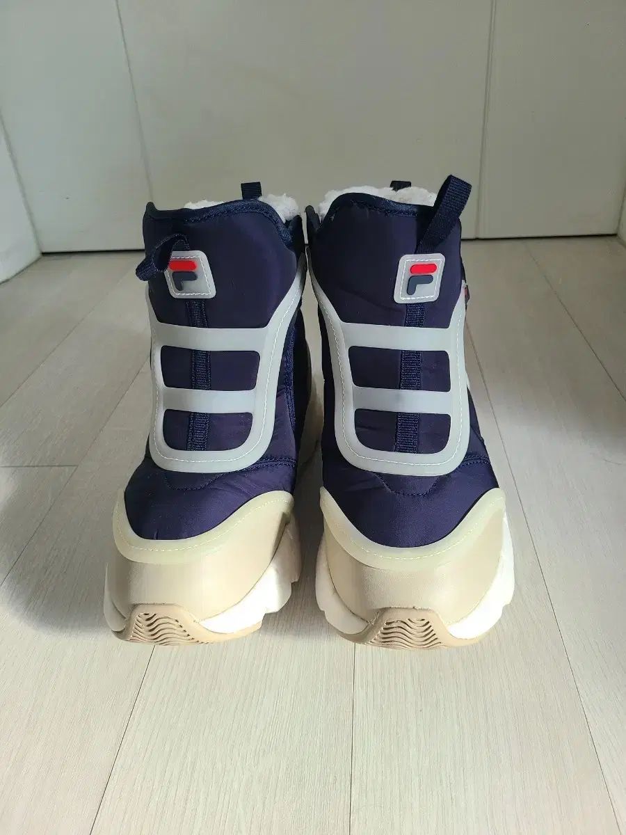 FILA フィラ ダウン ブーツ 220