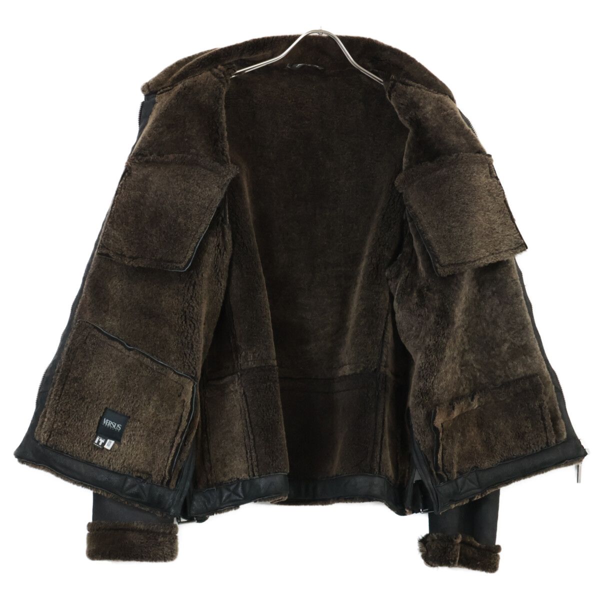 ざ*く様 ヴェルサーチ、ヴェルサス、リアルムートン水色、チキヤンラム、幻、ロング VERSUS ヴェルサス VERSACE ﾑｰﾄﾝﾗｲﾀﾞｰｽｼﾞｬｹｯﾄ 36 - メルカリ