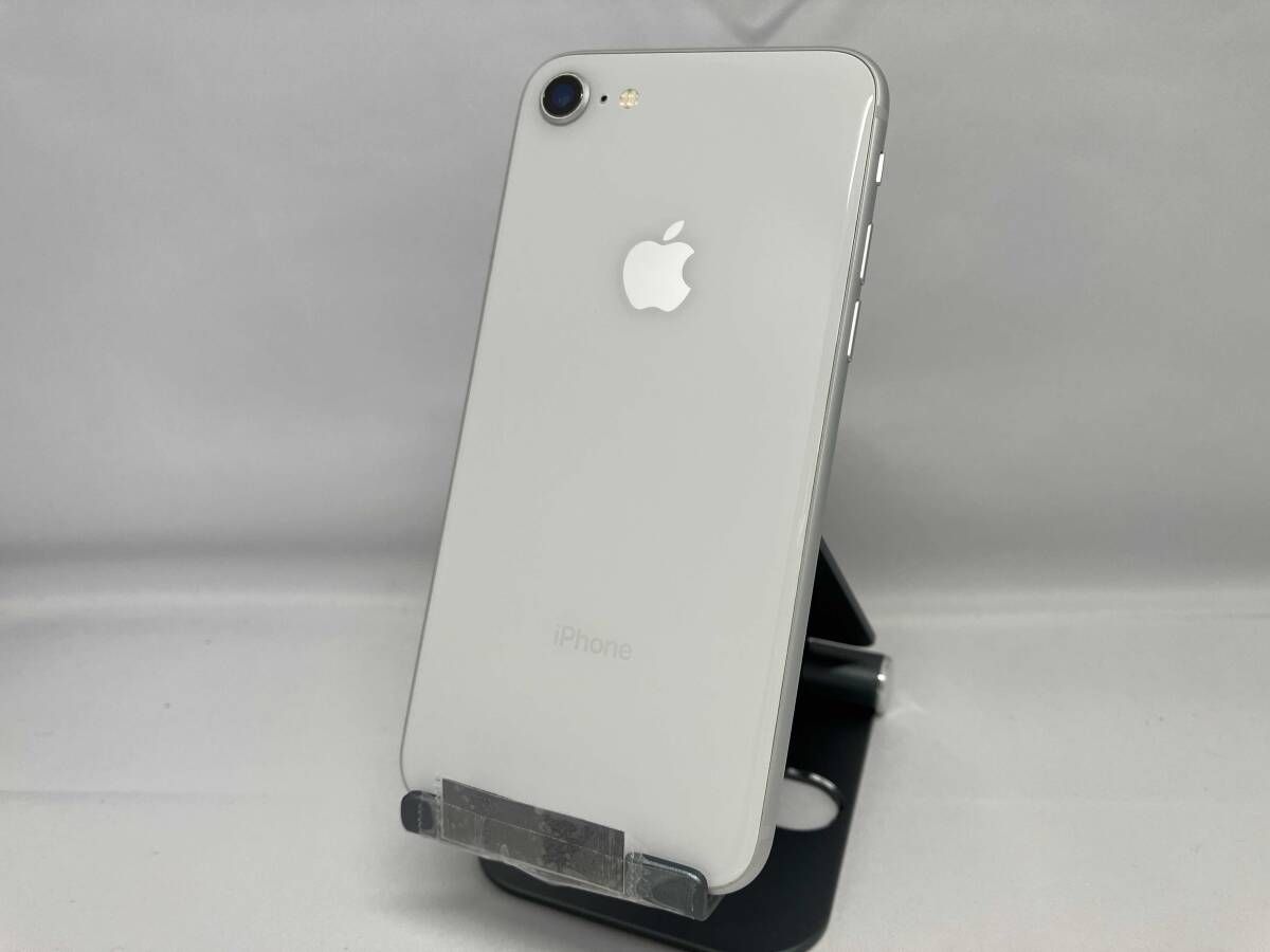 Apple iPhone8 64GB シルバー SIMロック解除済み docomo 【SIMロック