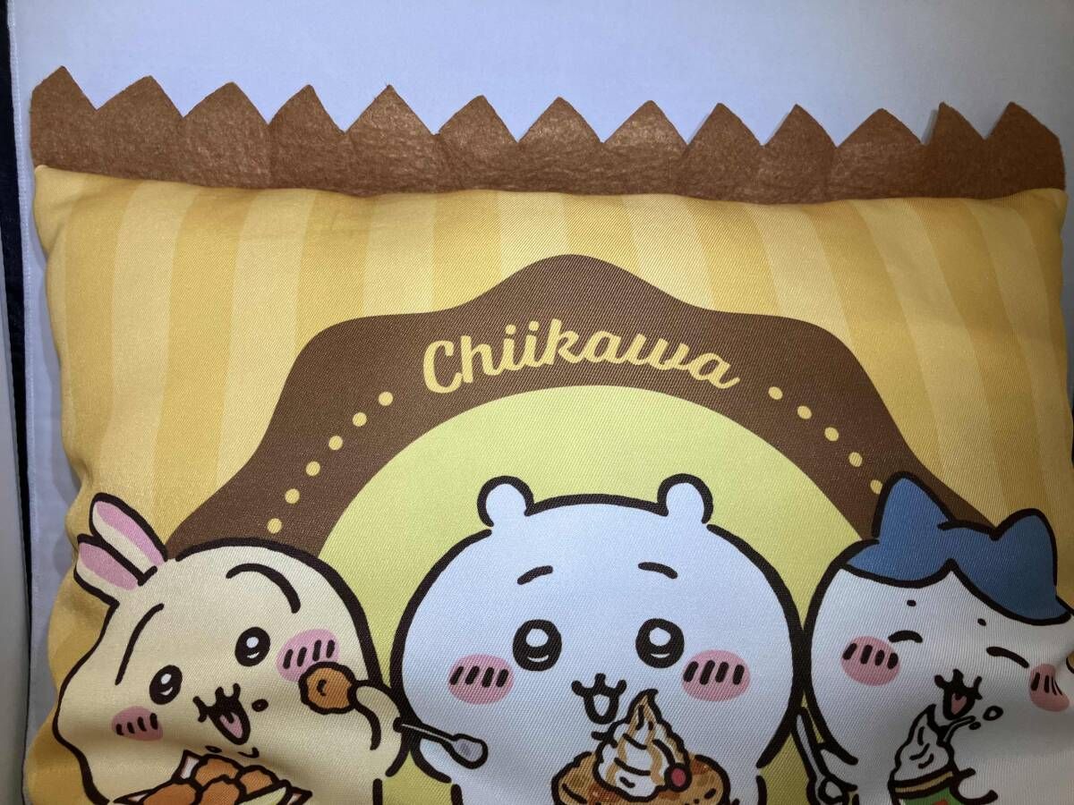 現状品 ちいかわ×コメダ珈琲コラボ 豆菓子風クッション - メルカリ
