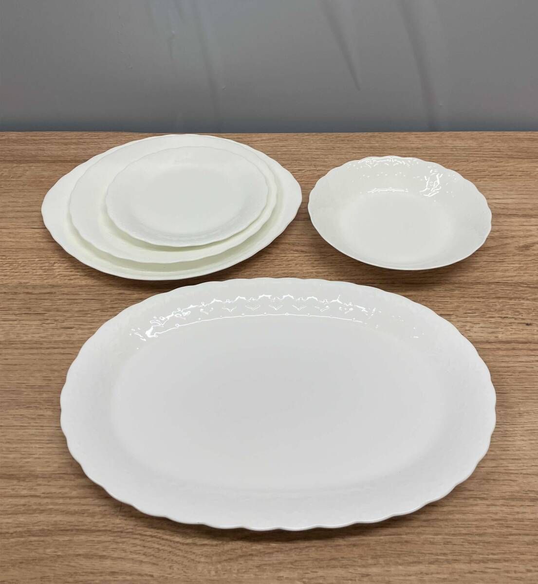 ノリタケ ボーンチャイナ エンボスホワイト セット 食器 プレート 皿